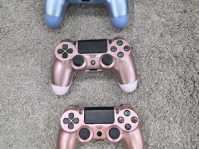 PS4 Controllers