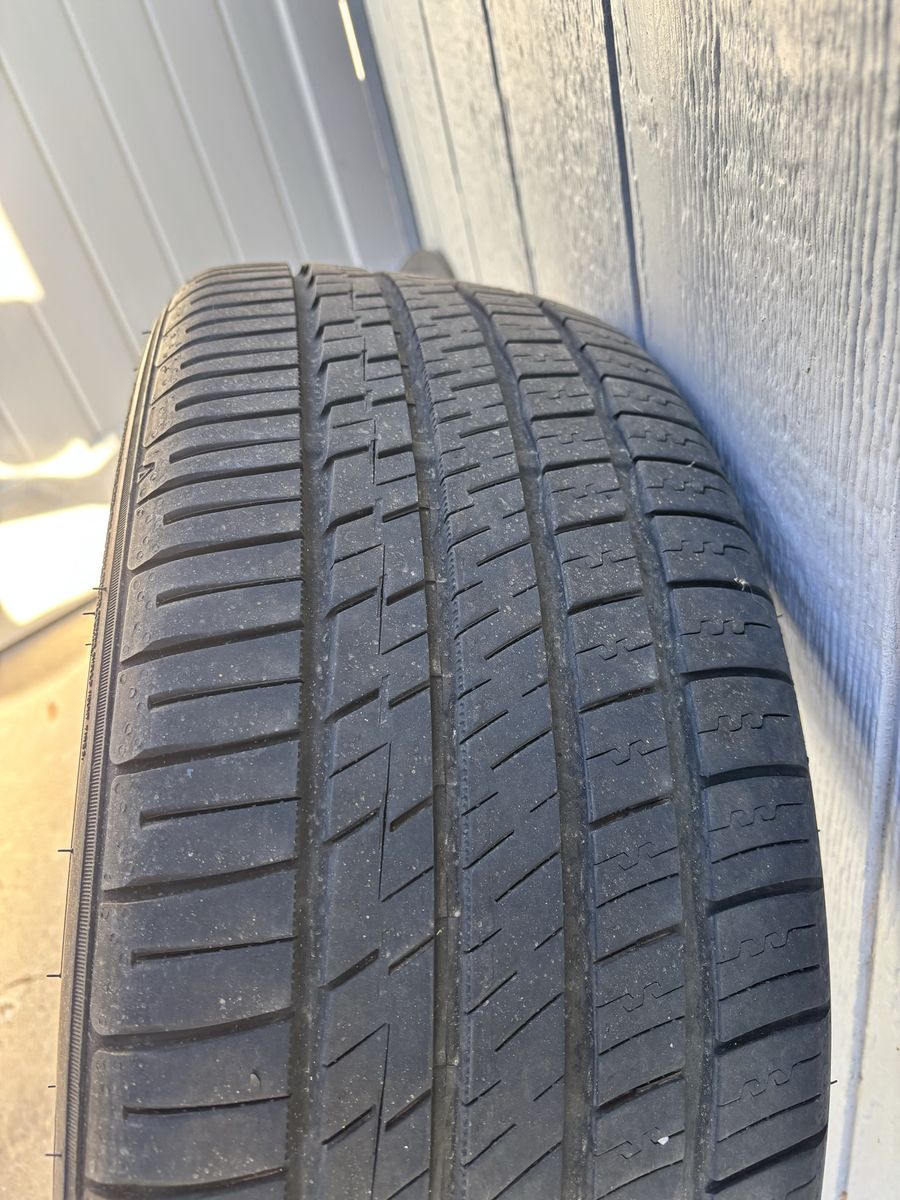 215/45R17