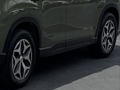 Goodyear Assurance Finesse 225/55R18 All-Season Tire on Subaru Forester OEM Wheel