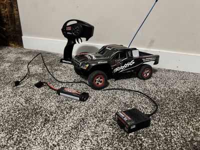 Traxxas Slash 1/16