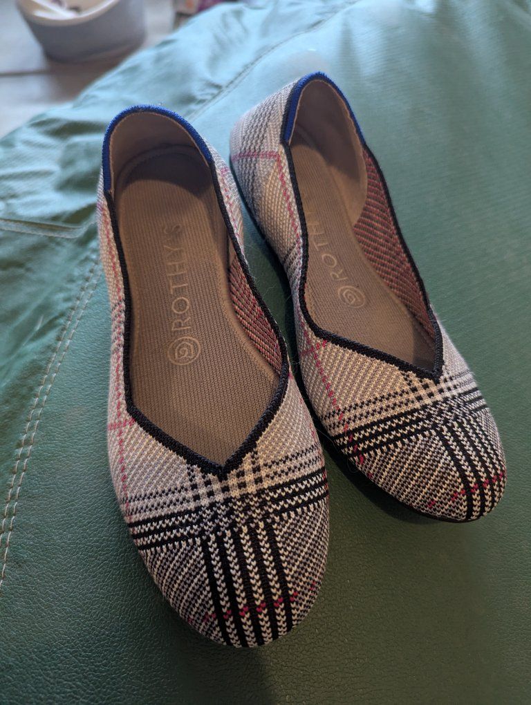 Rothys Ballet Flats (W7.5)