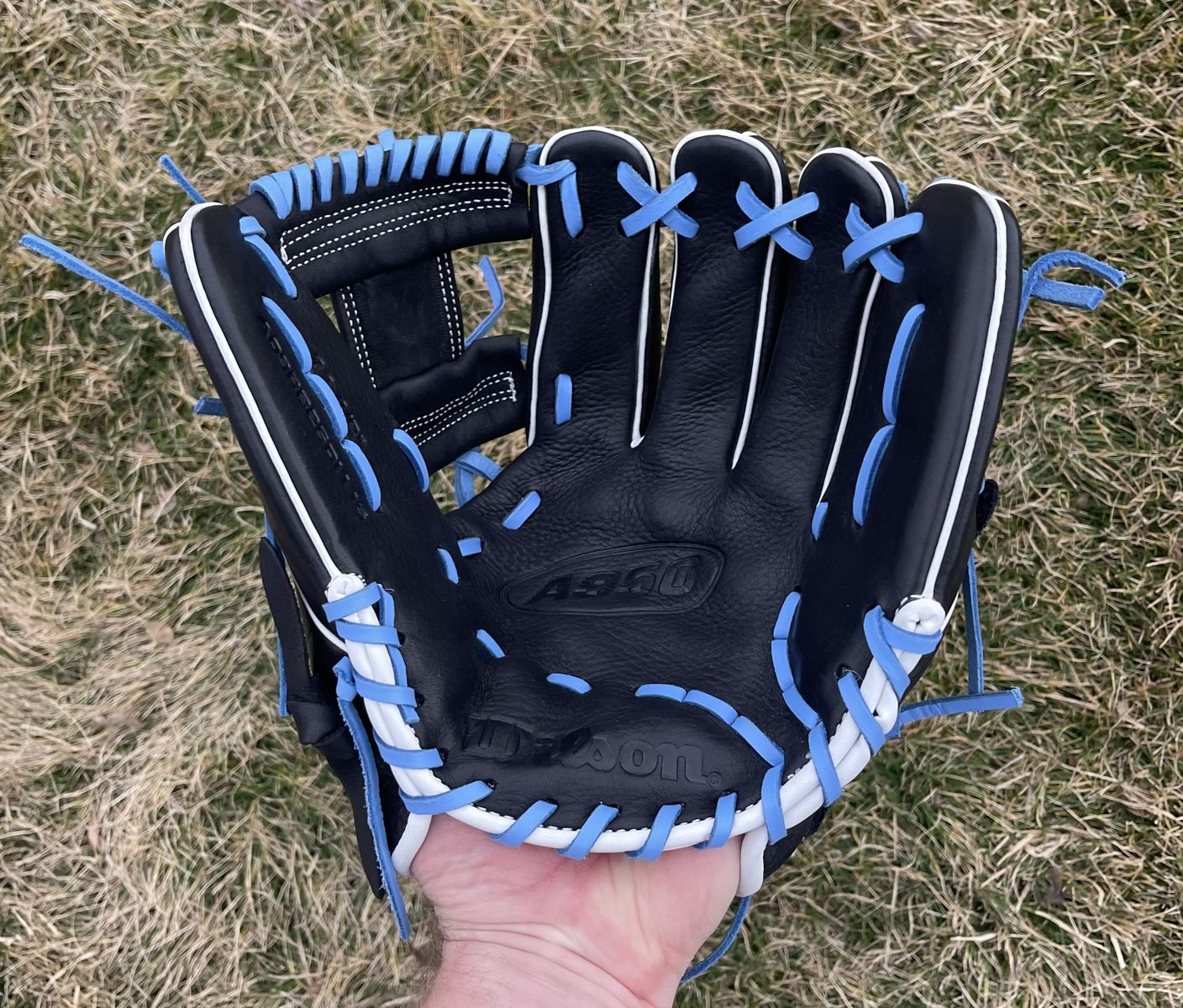 Wilson 11.5 in. Baseball Glove