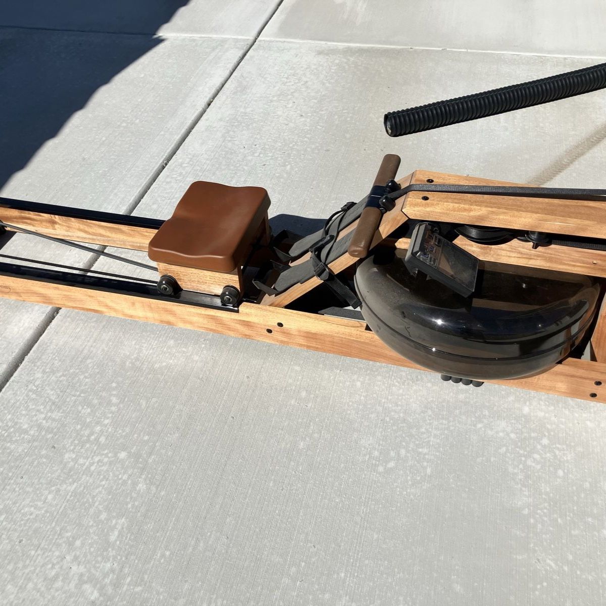 Water Resistance Rowing Machine