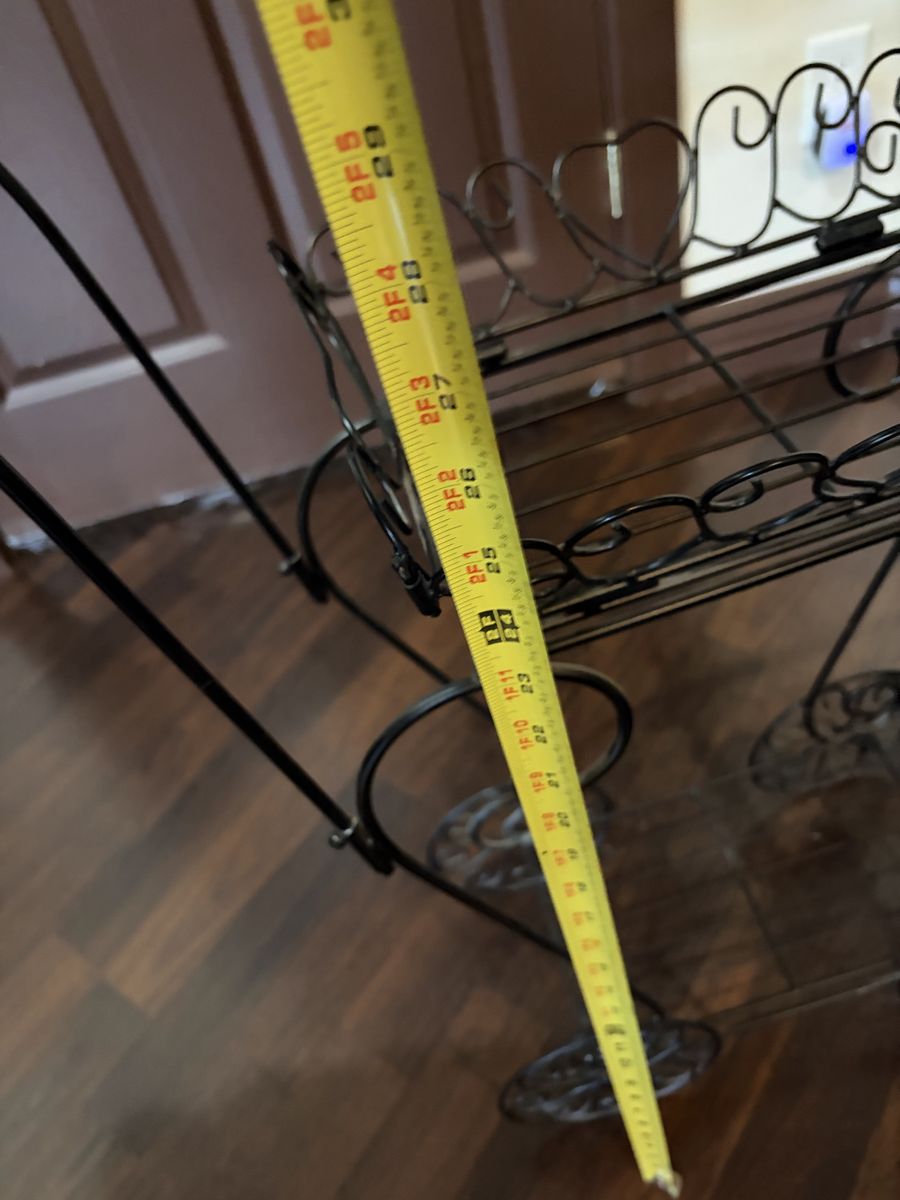 Main image 6