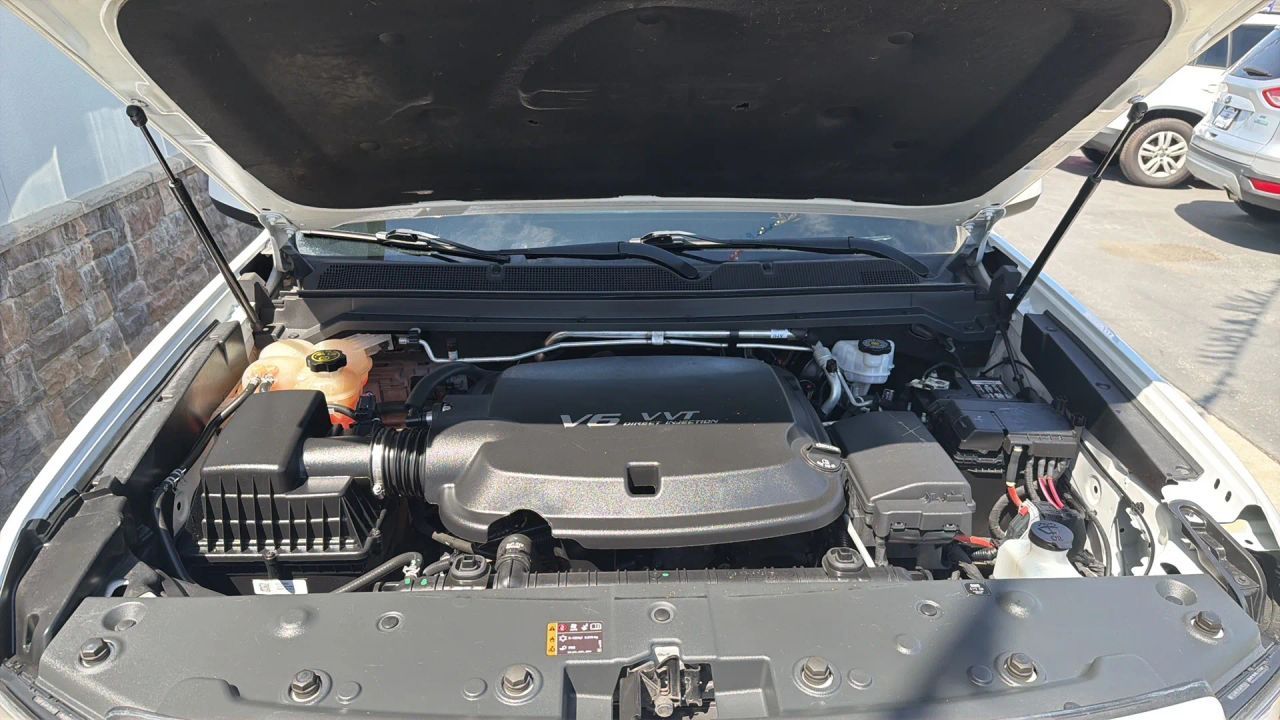 Main image 13