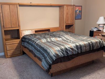 California King Oak Bedroom Set
