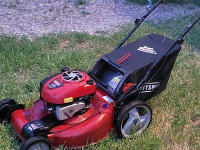 craftsman lawn mower self propelled good working conditions.