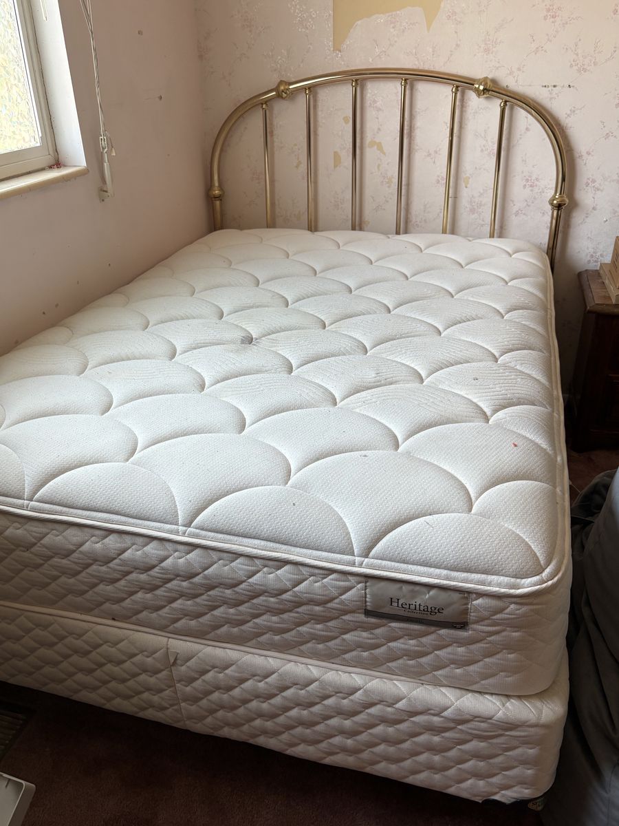 Brass full size bed, includes mattress and box springs
