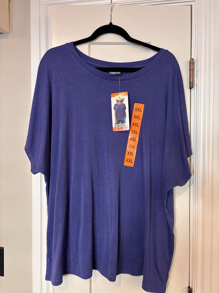 NWOT XXL Women’s Tunic Length Top