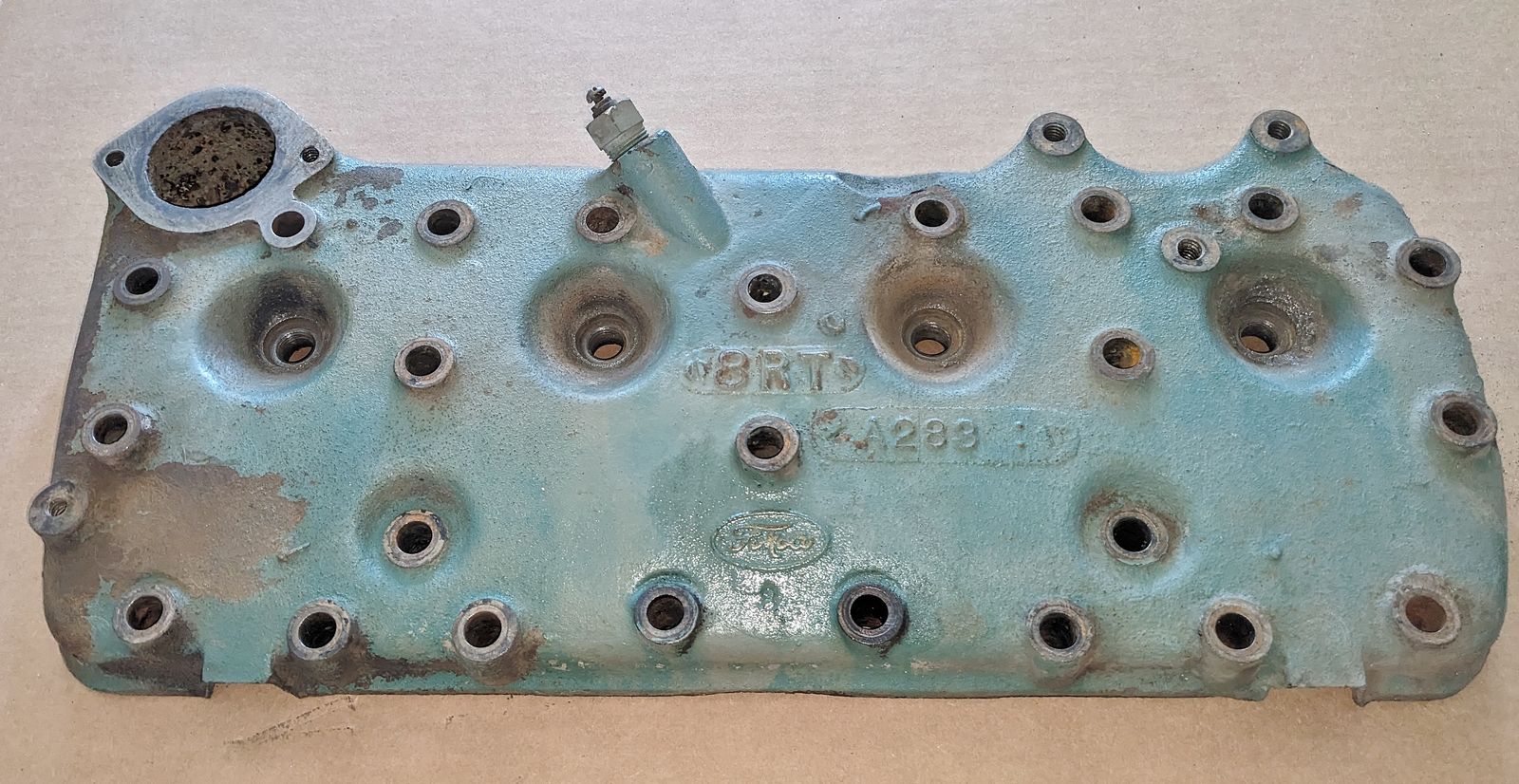 1953 FORD FLATHEAD 8RT CYLINDER HEAD LEFT 1948-1953 FORD TRUCK CYLINDER HEAD