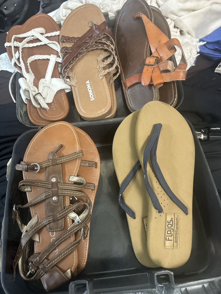 Size 5 female flip flops