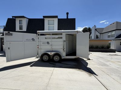 2013 Maverick 3-Horse Slant Load Trailer w/ Tack Room, Excellent Condition