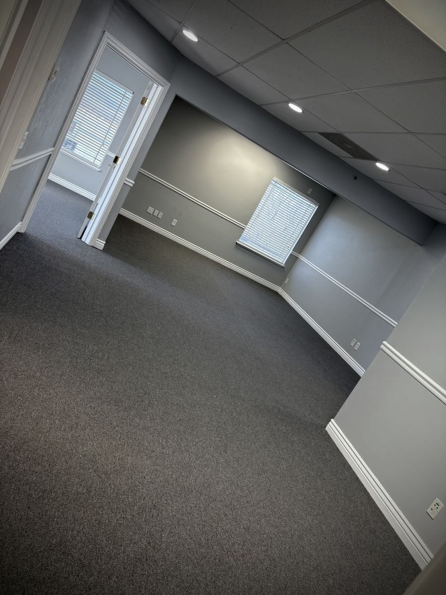 Main image 8