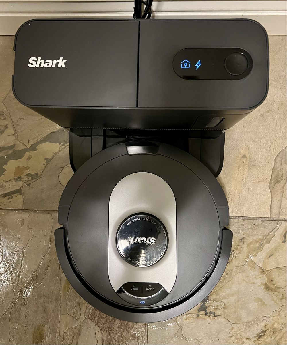 Shark Robotic Vacuum UR250BEXUS