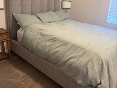 Queen Size Greyish Green Upholstered Platform Bed Frame with Tall Tufted Headboard (mattress not included)