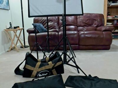 PRO Studio-Event Video Continuous Lighting System with MUCH MORE!