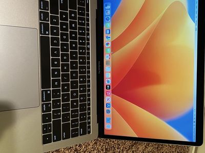 Apple MacBook Pro 13-inch (2022) - Space Gray