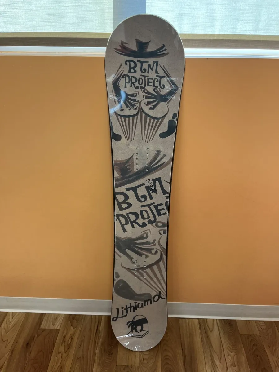 BTM Project Kids Snowboard – Lithium Graphic– NEW Sealed