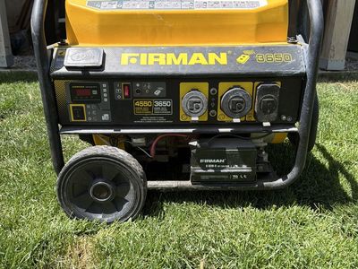 FIRMAN 3650 4550W Portable Gas Generator 208cc Engine - Reliable Power for Home or Job Site
