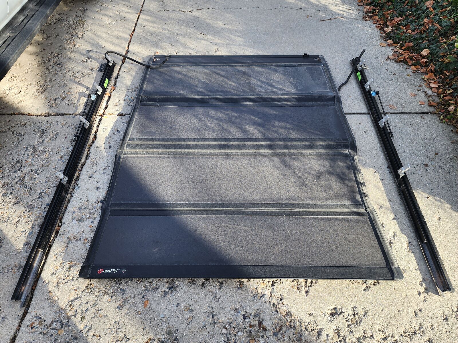 BakFlip MX4 Truck Bed Cover - 2016-2023 Tacoma Long Bed