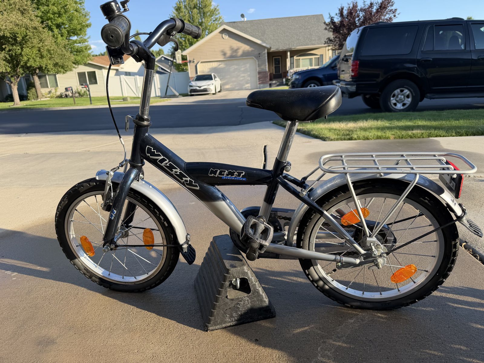 NEXT Wizzy Kids' Bike, Black/Silver, Rear Rack, Fenders, 14-inch wheels