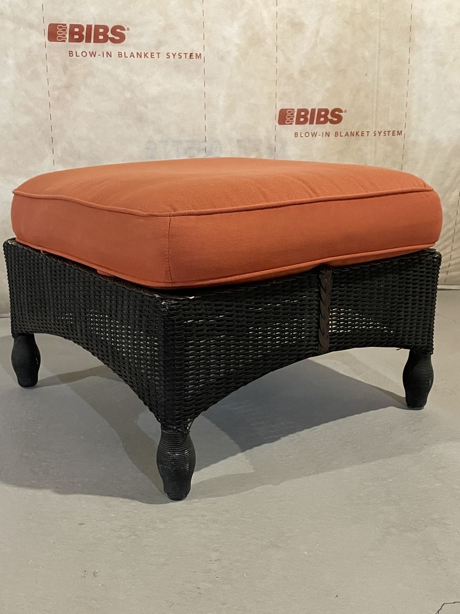 Lloyd flanders All-Weather Wicker Ottoman with Sunbrella Fabric
