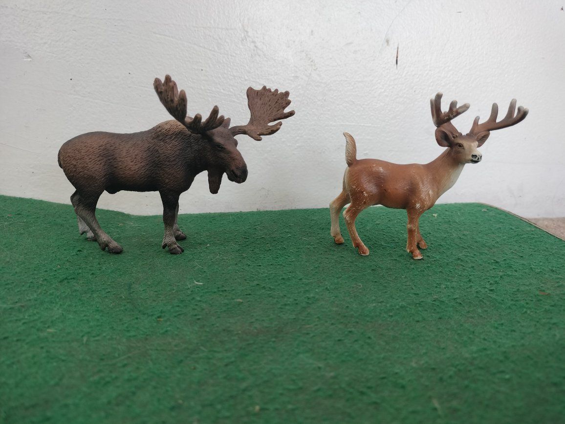 Schleich Moose and Schleich Buck