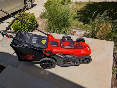 Black and Decker, battery powered mower