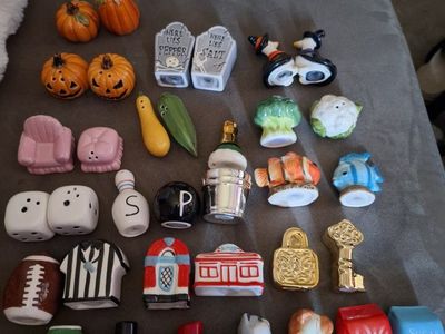 Vintage Novelty Salt and Pepper Shakers Collection Lot Novelty Ceramic Sets