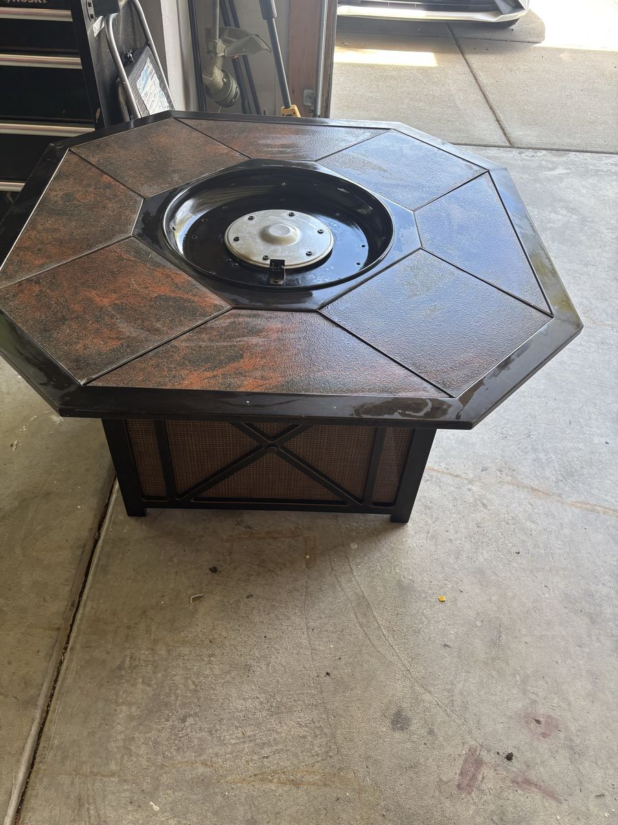 Propane fire pit