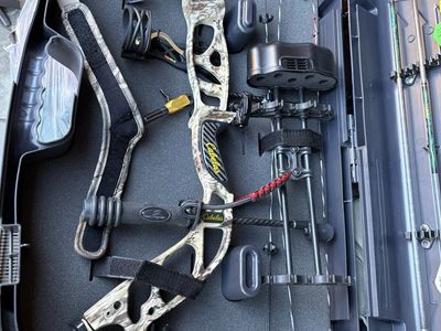Cabela's Fortitude Compound Bow Package with Plano Hard Case, Quiver, & Arrows