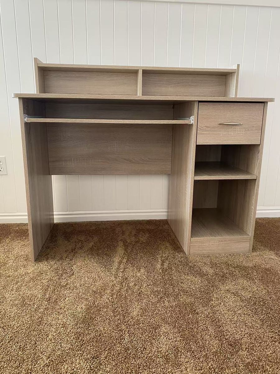 Children’s Reading Desk