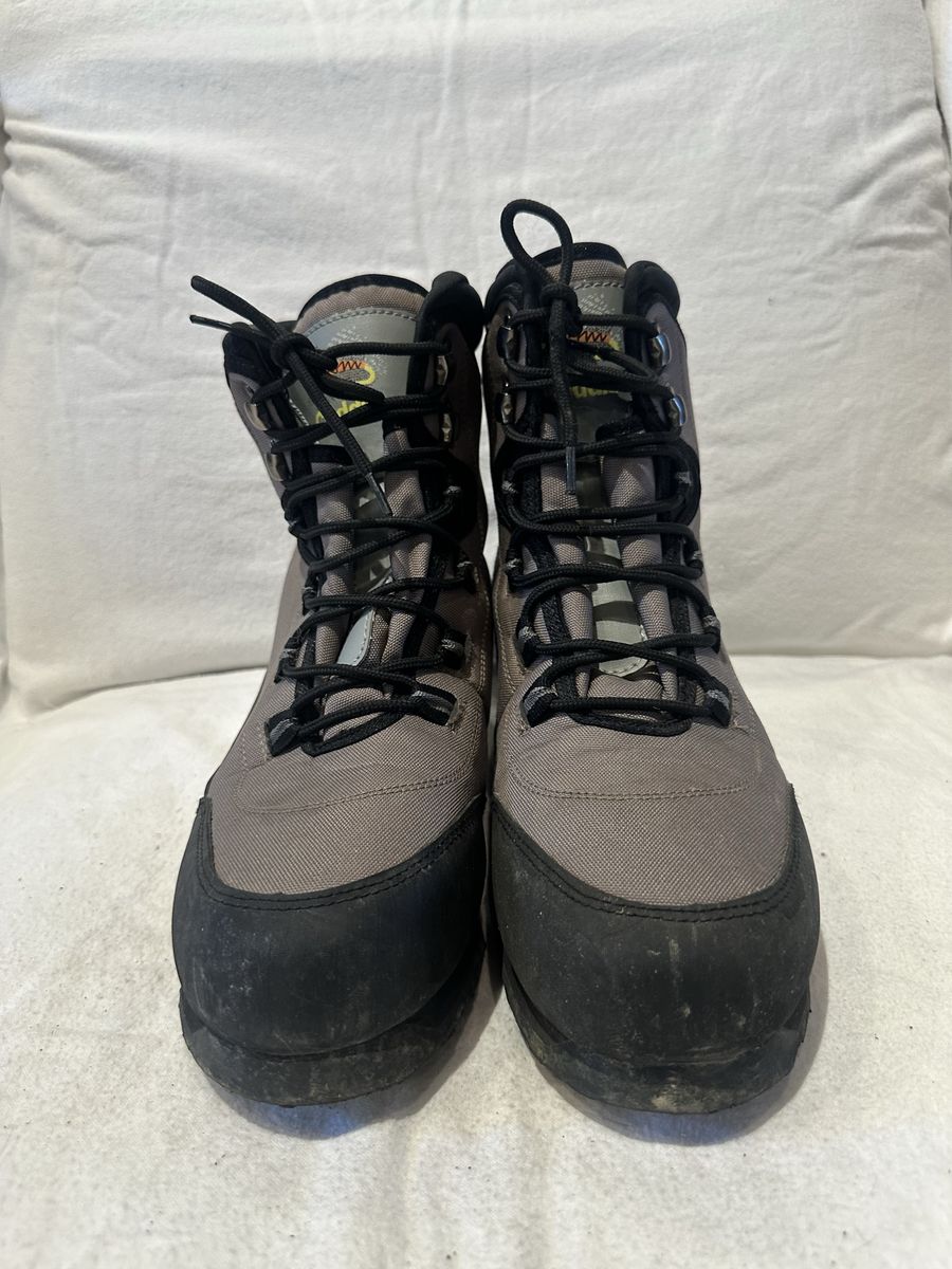 Caddis men’s size 11 beige canvas/neoprene fishing boots