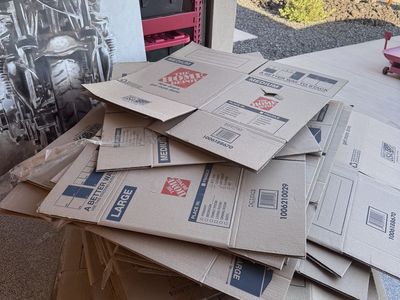 Free moving boxes