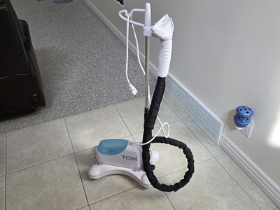 Tobi Fabric Steamer