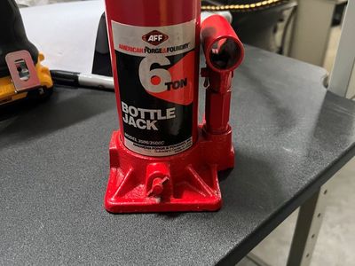 6 Each 6 Ton Jack