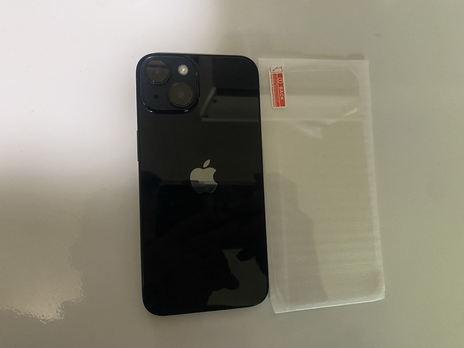 iPhone 14 unlocked 97% battery—like new.