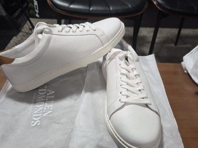 Allen Edmonds Courtside Leather Sneaker in white leather 9.5 E