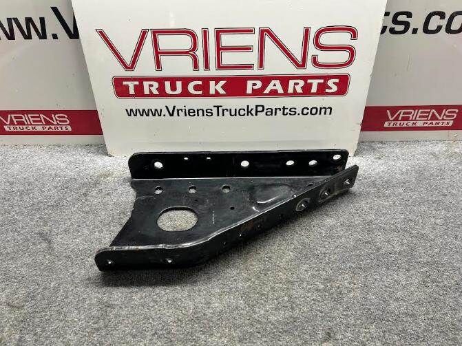 Freightliner Bracket