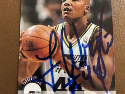 1994-95 Luther Wright NBA Hoops Rookie Autographed Utah Jazz Basketball Card Hand Signed