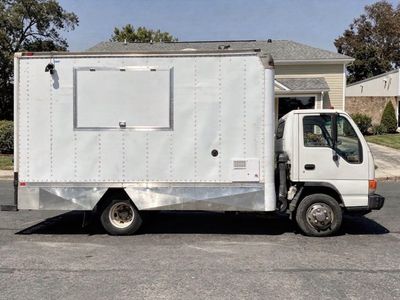 Turnkey Food Truck for Sale: Fully Equipped Isuzu NPR with New Engine – Ready to Go for $40,000
