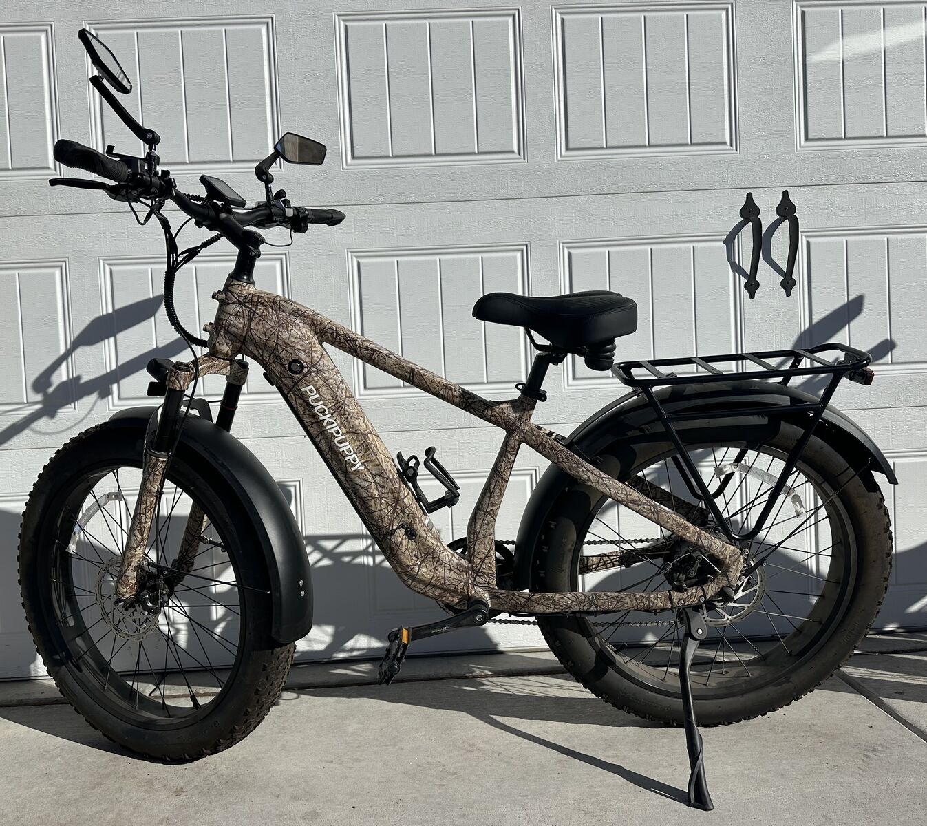 Like New Beagle Puckipuppy E-bikes!