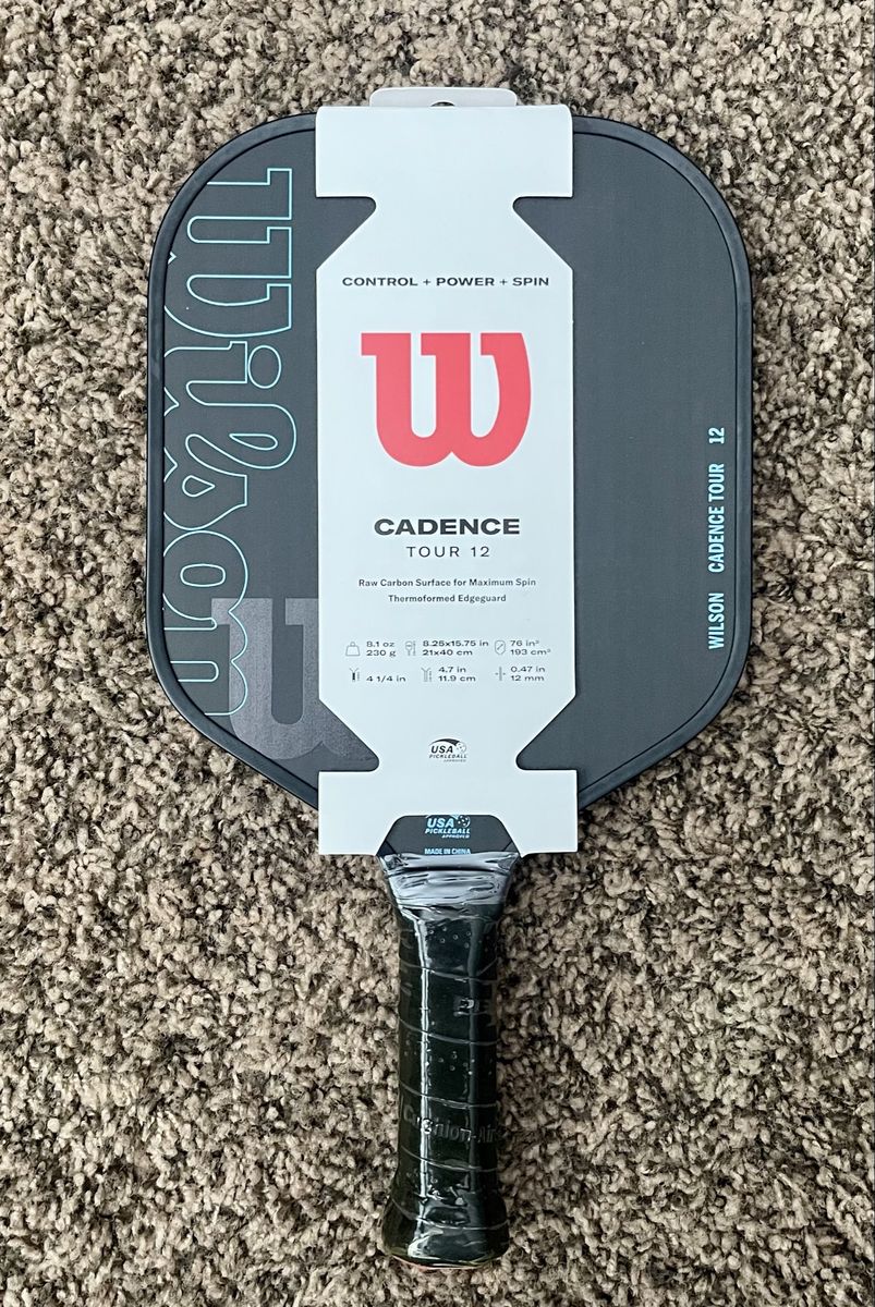 Wilson Cadence Tour 12 Pickleball Paddle