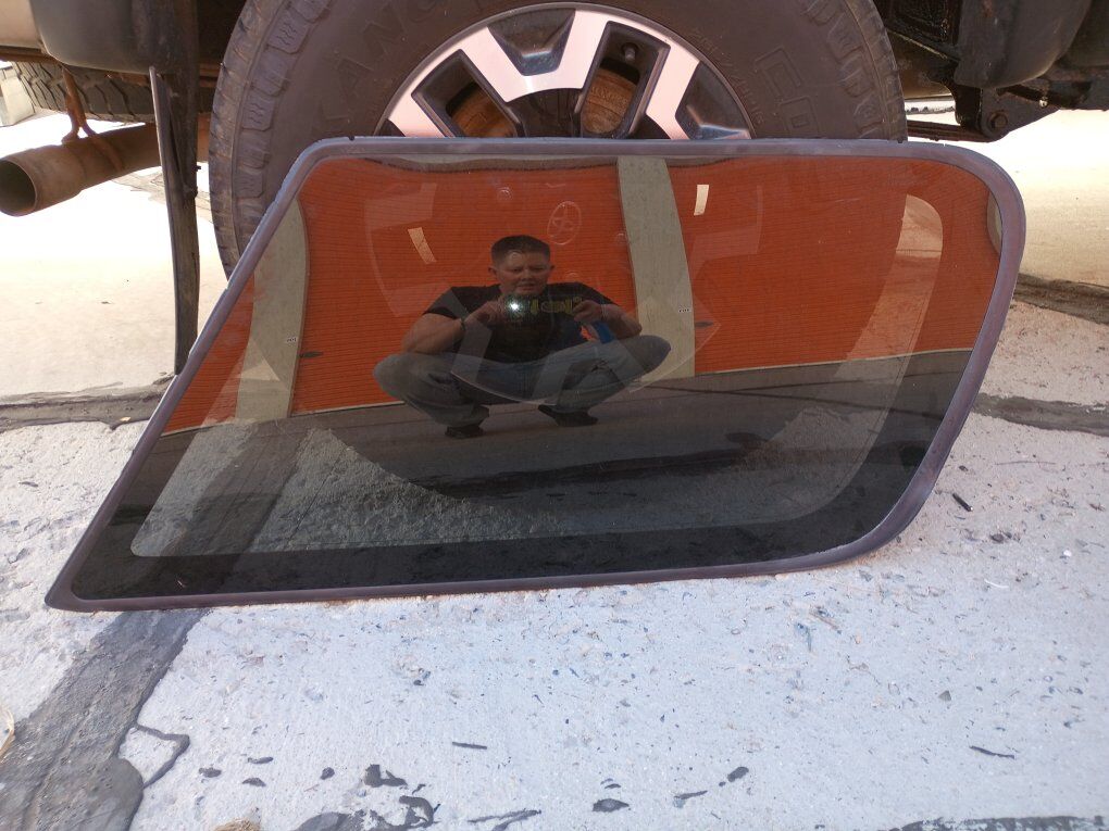 3rd Gen Quarter panel window 4Runner