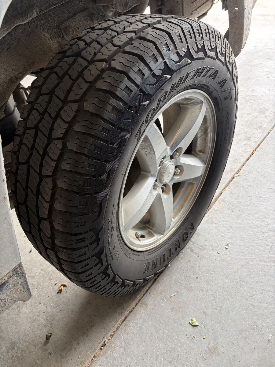 265/65/17 