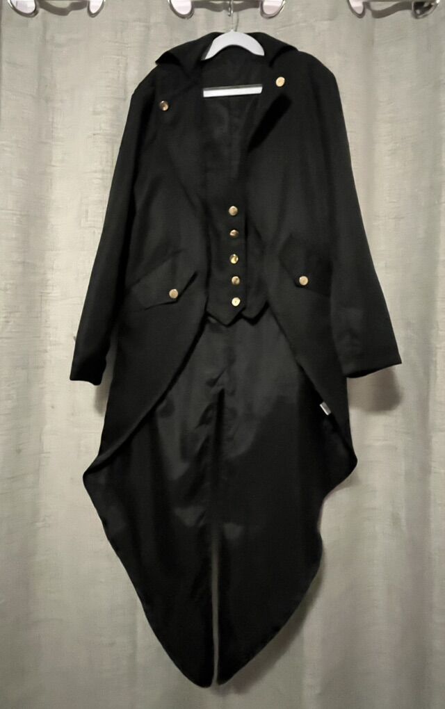 Kid Costume: Petticoat, Top Hat & Bowtie