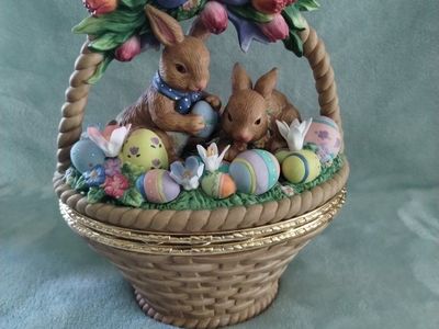 Ceramic Easter Bunny Basket Trinket Box with Lid - Hand-Painted Spring Decor