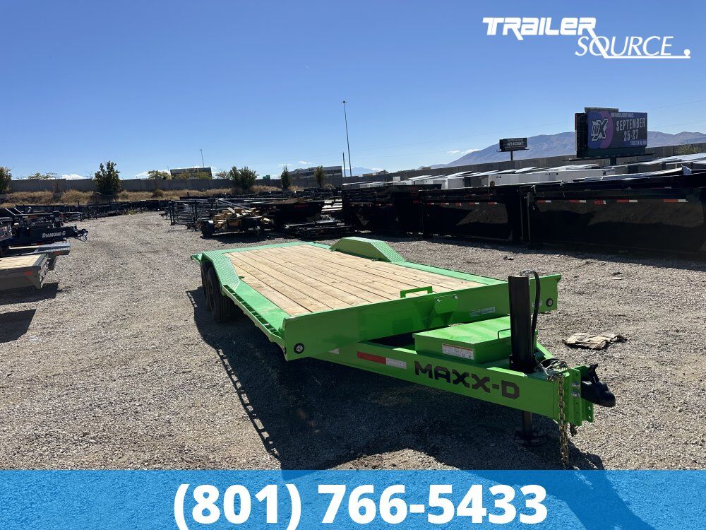 8.5x24 Maxx-D T8X Tilt Trailer - 17.5K GVWR Hydraulic Jack(s), Torsion Axles, Wide Body w/ Drive Over Fenders, Winch Plate