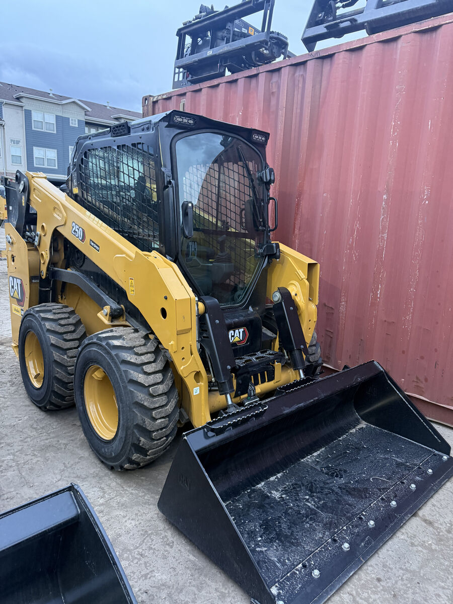 New Model Cat 250 Wheel Skid Steer Rental – Wheeled Bobcat Skid Loader - Half day options