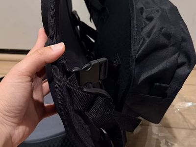 New in bag paddle board/ kayak seat with Storage Bag (6 left)